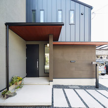 Entry & mudroom