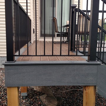 12' x 15' Maintenance free deck w/ landing