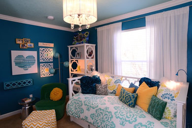 Home design - eclectic home design idea in Orlando