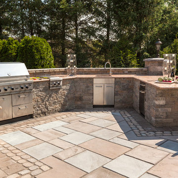 Mediterranean Style Outdoor Kitchen
