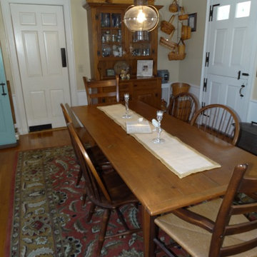 90 Prescott - Royal Barry Wills Cape
