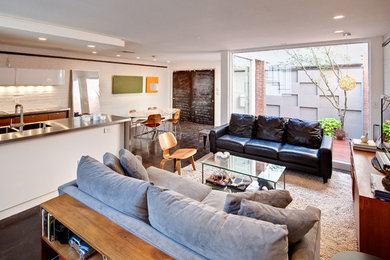 Living room - contemporary living room idea in Dallas