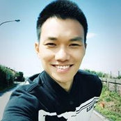 Derek Huang's photo