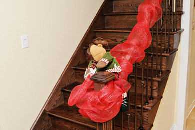 Elegant staircase photo in Montreal