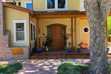 Example of a classic home design design in San Luis Obispo