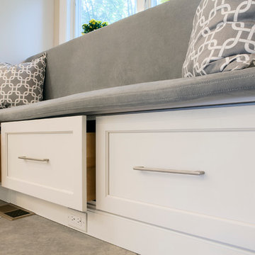 Breakfast Nook / Drawers