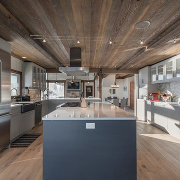 MOUNTAIN RUSTIC CONTEMPORARY KITCHEN