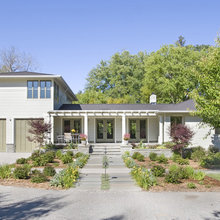 2995 Lake AVe