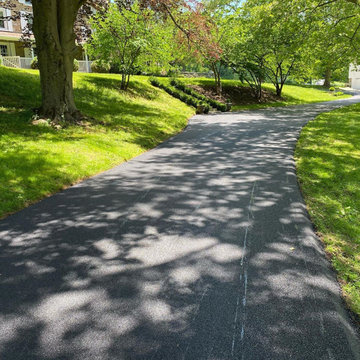Learn why local homeowners and businesses come to us for all their asphalt pavin
