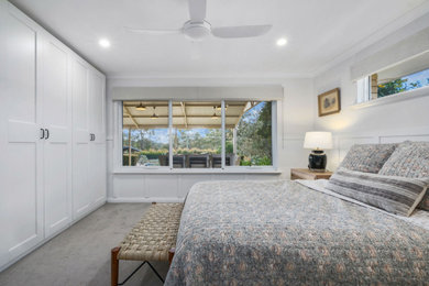 This is an example of a contemporary bedroom in Perth.