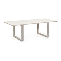 Essay&trade; Table - CM22 - Dining Tables