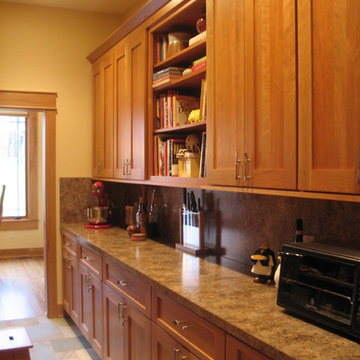 Kinney "Walk-Thru" Pantry