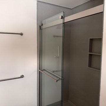 Old Mission Bath & Low Budget Closet Remodel