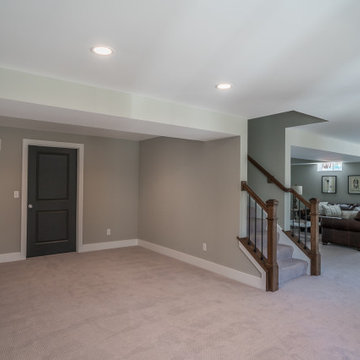 Beautiful Reversed Build in Glendale, MO