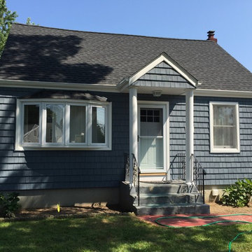 Lindenhurst Siding - Harbor Blue Shakes