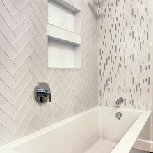 Aliya Bathroom