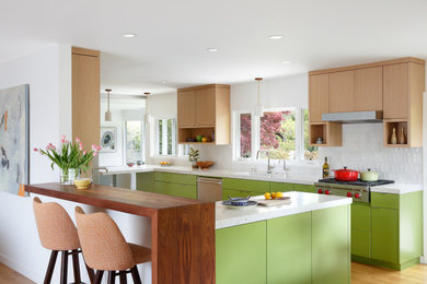 Kitchen - 1960s kitchen idea in San Francisco