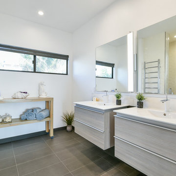 La Jolla Contemporary Custom