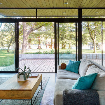 Lake Austin Cabin