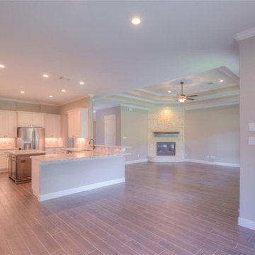 Enclosed G-shaped Kitchen Remodeling in Manhattan Beach, CA