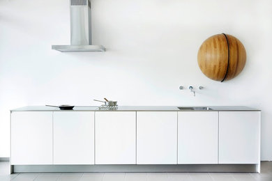 Inspiration for a contemporary kitchen in Cologne.