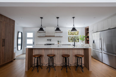 Example of a farmhouse kitchen design in Montreal