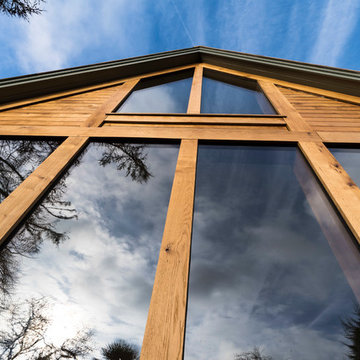 Oak frame adds a new dimension to a bungalow