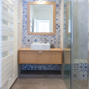 Skandinavische Badezimmer mit Zementfliesen Ideen, Design & Bilder