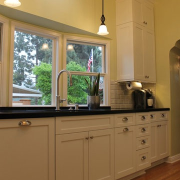 Classic kitchen in 1935 Spanish house