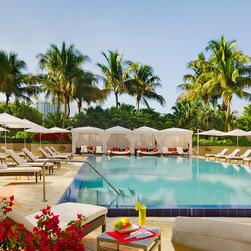 TUUCI: Ocean Master MAX Single Cantilever - Outdoor Umbrellas
