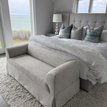 Vanguard Celeste Settee