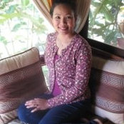 Pinya Suwanni's photo