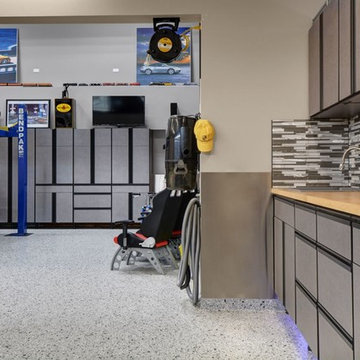 Mechanic's Dream Garage
