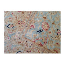 RUGS