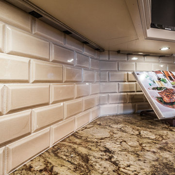 Contrasting Open Plan Kitchen