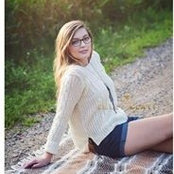 Lauren Carstens's photo