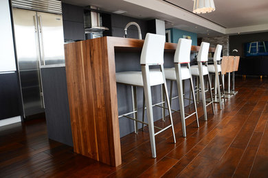 Kitchen - modern kitchen idea in Other