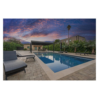 Tarzana – Modern Pool & Hardscape – Fire Pit Lounge + Outdoor Kitchen ...