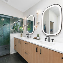 Santos Bathroom