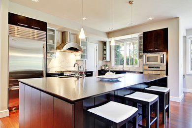Example of a trendy kitchen design in Seattle
