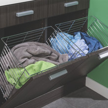Laundry Closet Organization