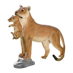 Lioness With Cub Statue