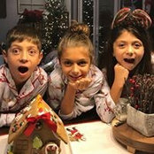 Amy Del Busto's photo
