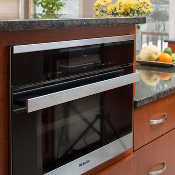 Grauer Transitional Kitchen