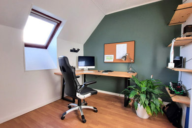 Inspiration pour un bureau minimaliste.