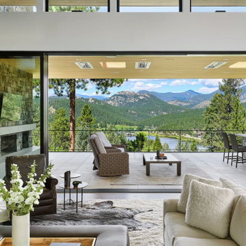 Summit View Build - Alpen Windows + Rangeline Homes +Mosaic Architects