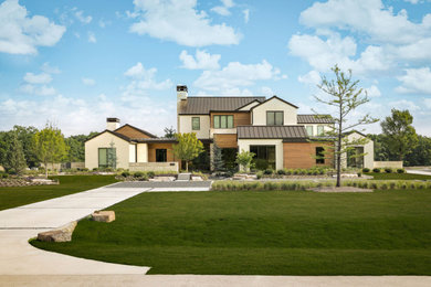 Inspiration for a transitional exterior home remodel in Dallas