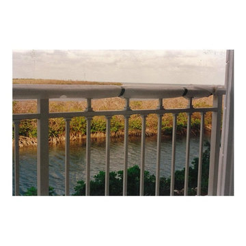 Exterior railing