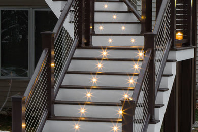 グランドラピッズにあるエクレクティックスタイルのおしゃれな階段の写真