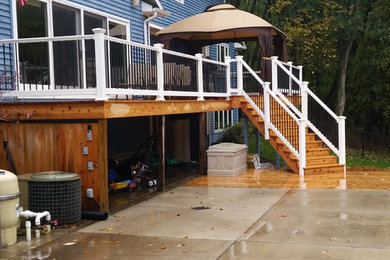 This is an example of an expansive backyard deck in Grand Rapids.